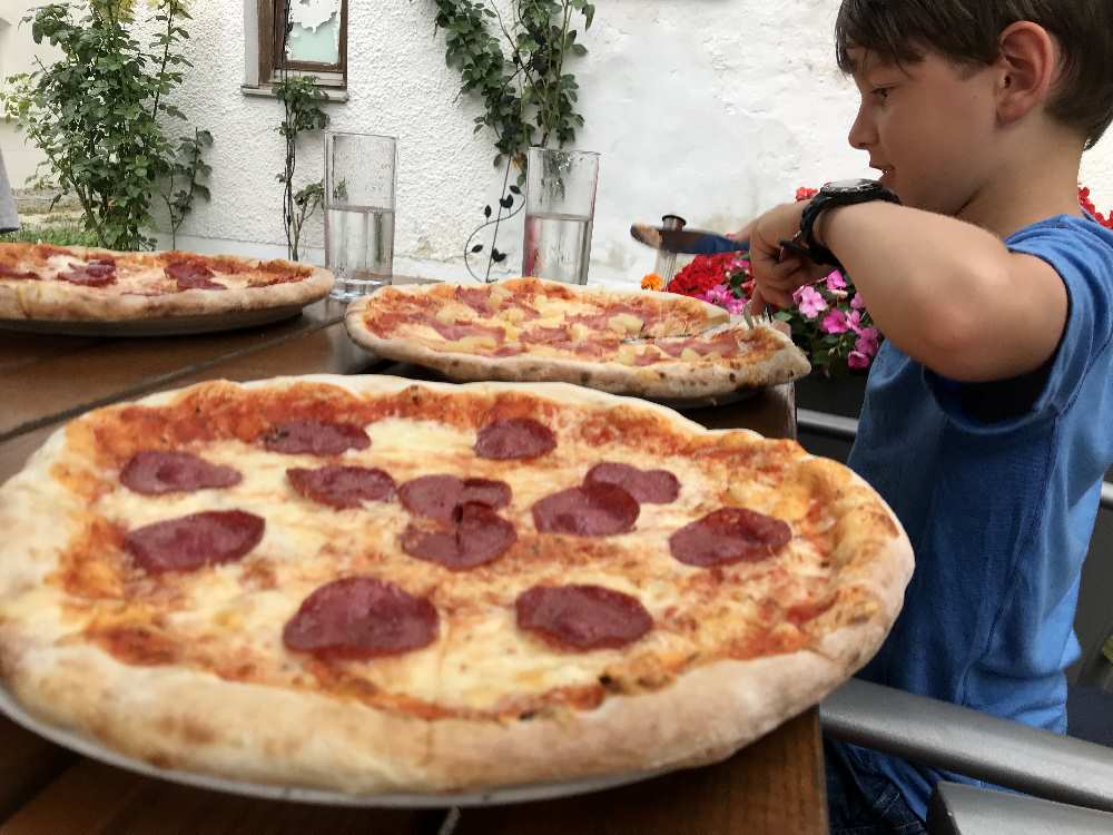 Heute kein kochen in der Ferienwohnung - wir fahren in die Pizzeria nach Langquaid