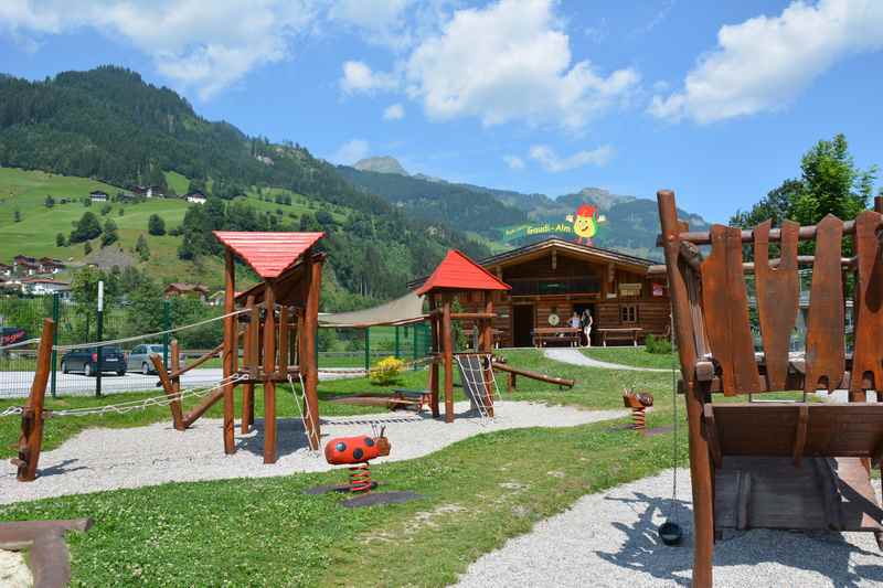 Abenteuerspielplatz in den Bergen: Die Gaudi Alm, Salzburger Land