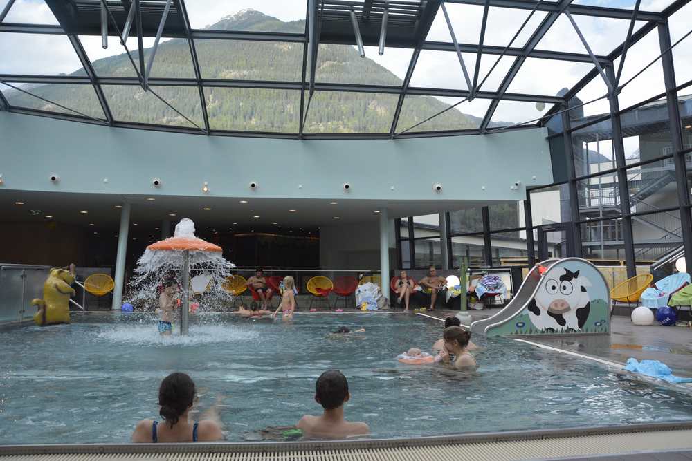 Aqua Dome Ötztal - Entspannung für die ganze Familie im Wasser mit Bergblick