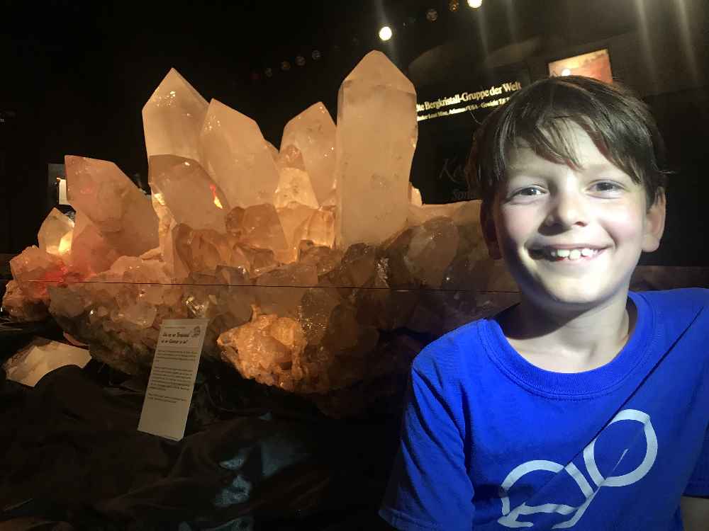 Das ist der größte Bergkristall der Welt - zu sehen im Kristallmuseum in Riedenburg