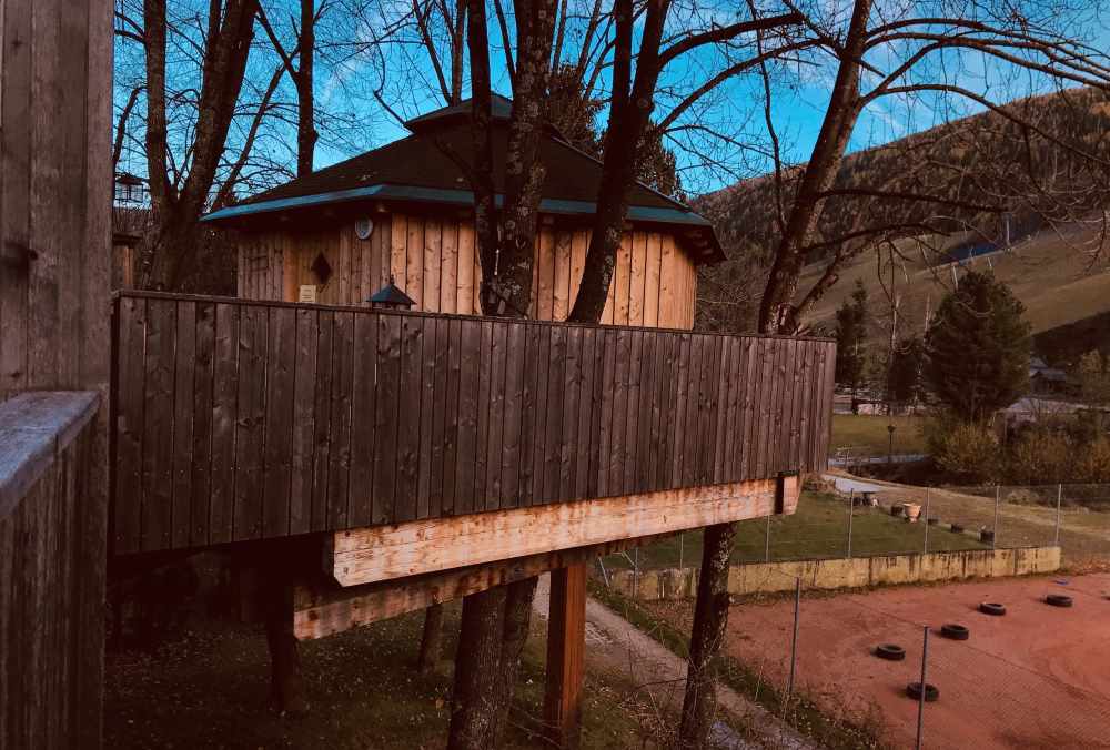 Einzigartig: Familienhotel Bad Kleinkirchheim mit Baumhaussauna