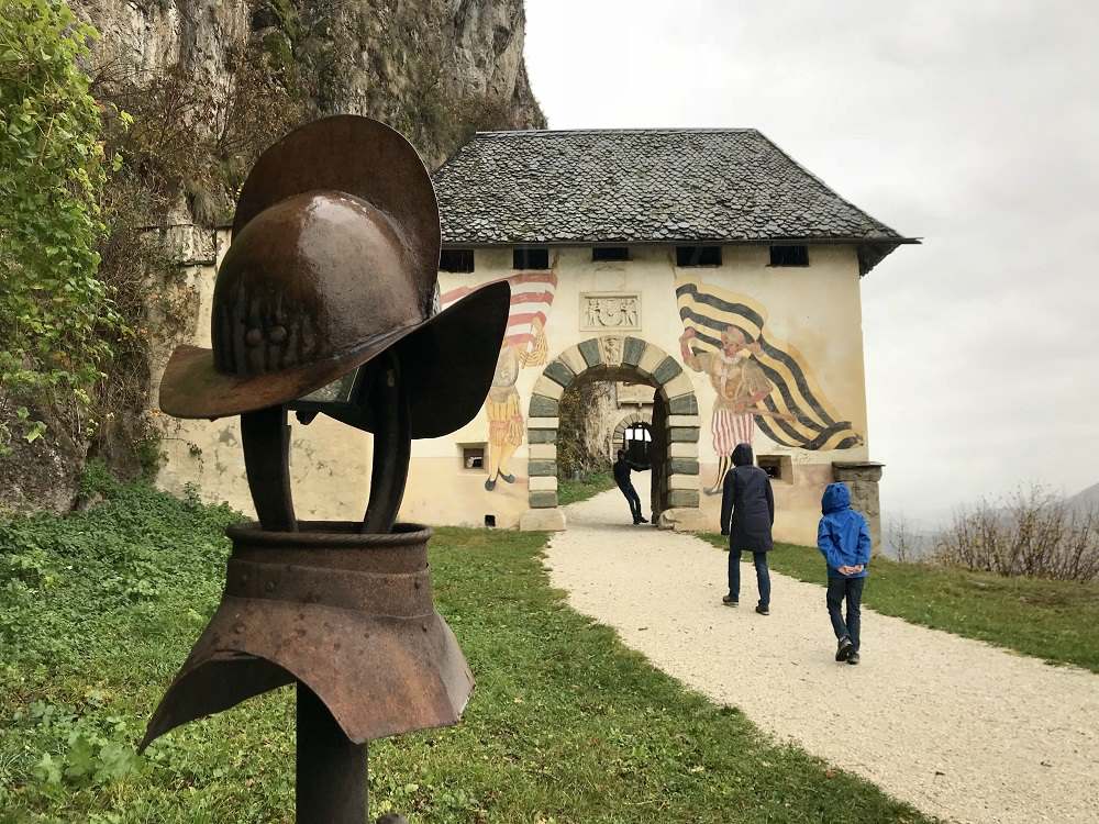 Die 14 einzelnen Tore sind aber auch in der Nähe sehr beeindruckend!