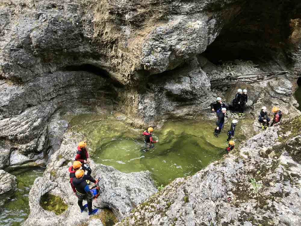 Ausflugsziele Salzburg mit Kindern - Canyoning in der Almbachklamm