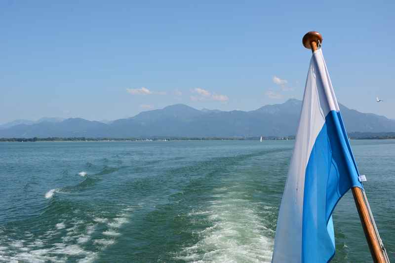 Chiemsee Ausflug: Mit der Familie eine Schiffahrt auf dem bayerischen Meer