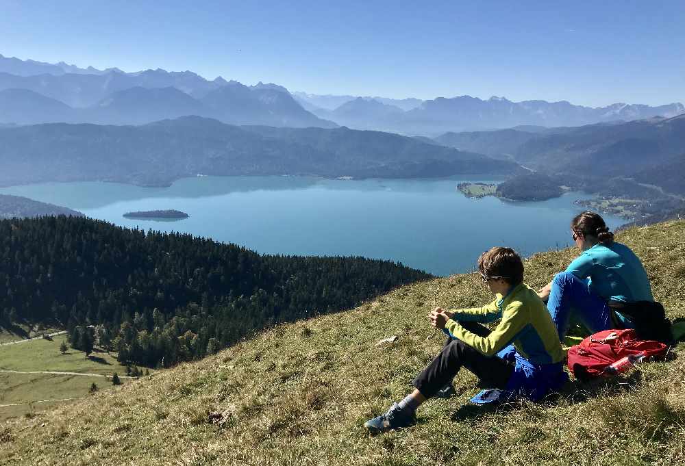 So schön kann wandern sein- Wandern mit Kindern auf den Jochberg