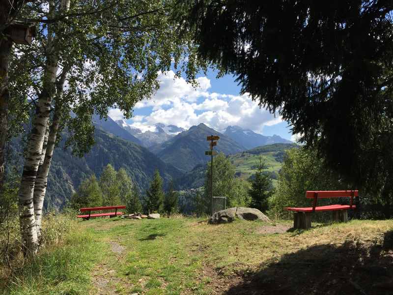 Auf der Disentis Wasserräder - Wanderung mit Kindern, Graubünden