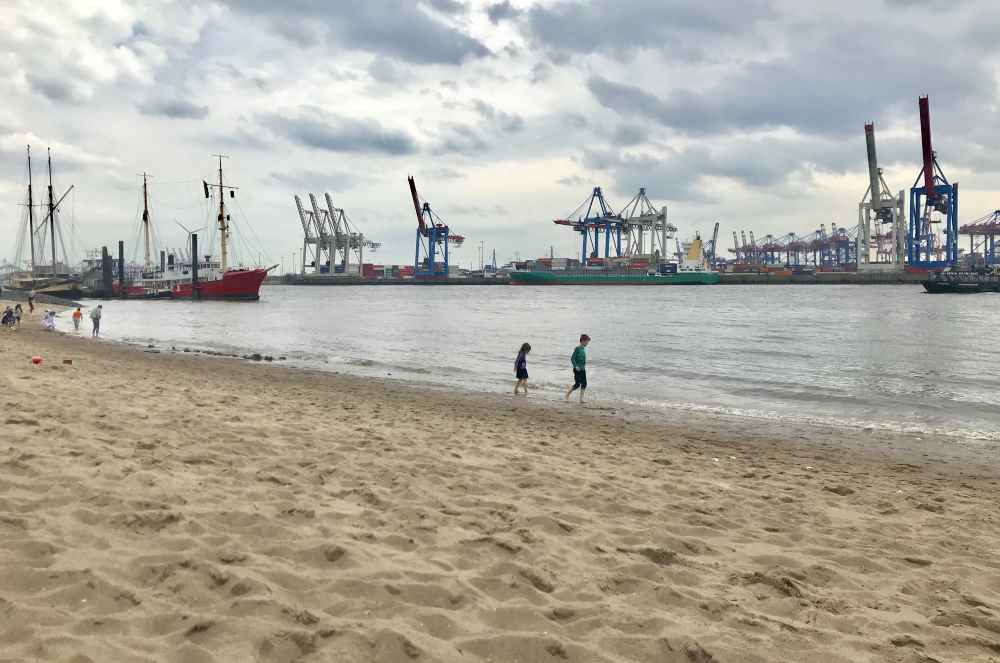 Der Strand in Hamburg: Beliebt ist der Elbstrand Hamburg bei alt und jung als Ausflugsziel und im Urlaub