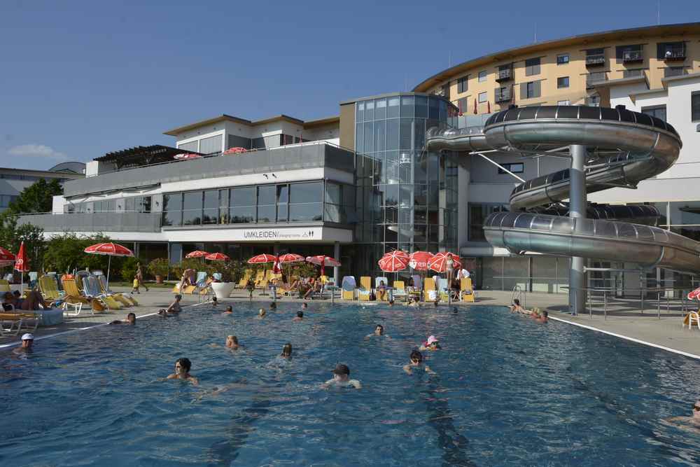 Alles Wasser im Familienhotel Allegria mit der Familientherme im Burgenland. Per Klick auf das Bild geht es direkt zu unseren Erlebnissen.