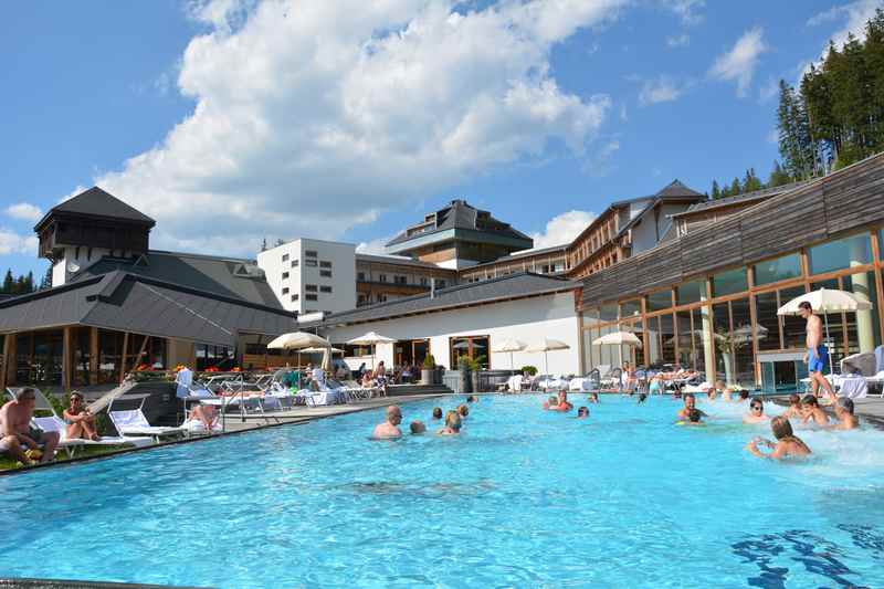 Ein Familienhotel mit Pool am Katschberg