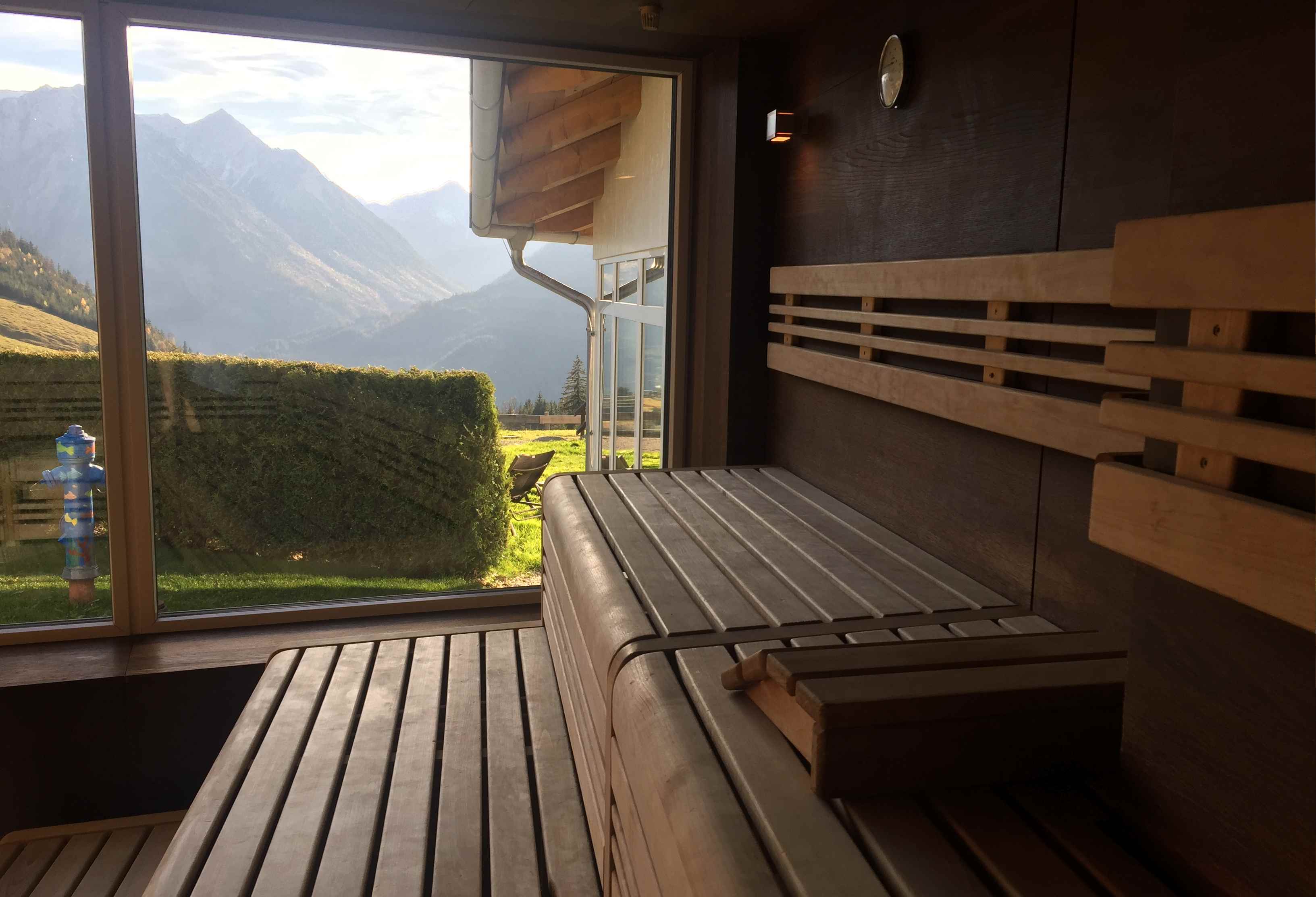  Familienhotel All inclusive - Genuß für Eltern in der Sauna mit Bergblick