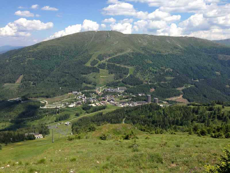 Familienurlaub Katschberg: So schaut die Katschberg Passhöhe von oben aus