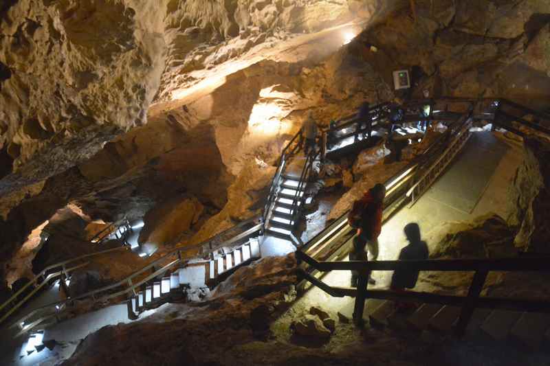 Beim Familienurlaub in Unken Besuch in der Lamprechtshöhle