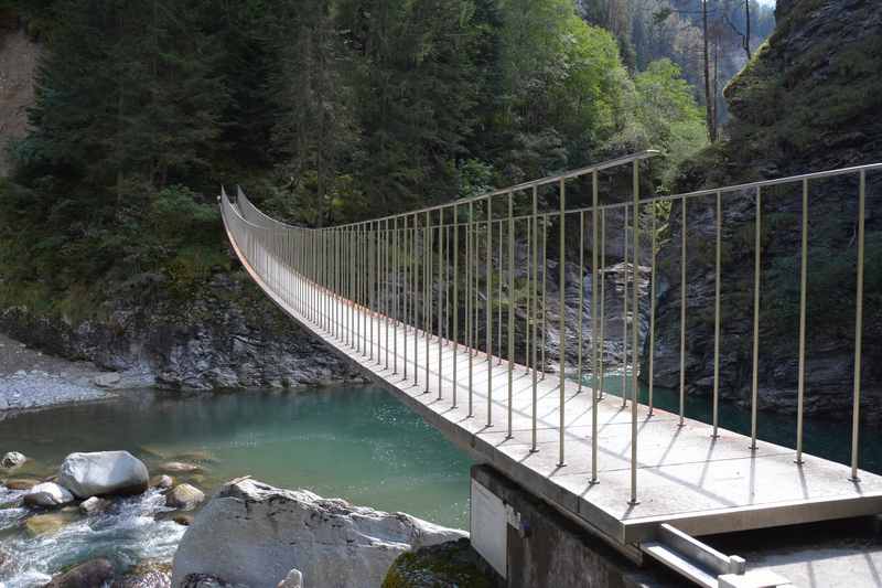 Familienwanderung Schweiz? - hier in Graubünden in einer Klamm