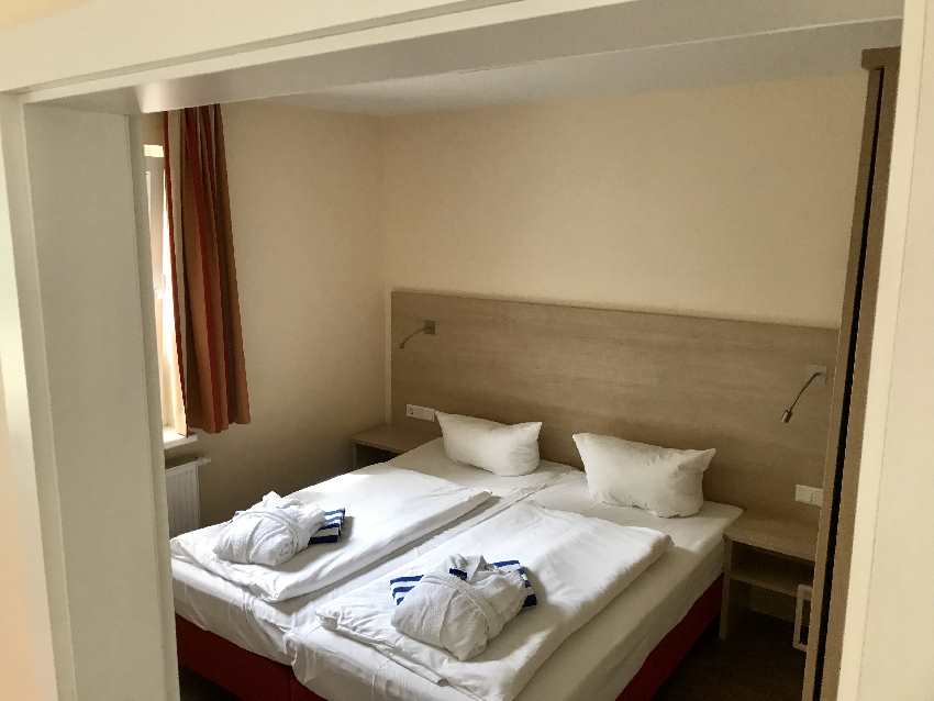 Moderne Ferienwohnung Usedom mit getrennten Schlafzimmern für Eltern und Kinder