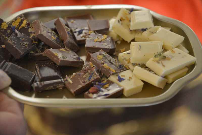 Chocolaterie Amelie Garmisch Partenkirchen: Die Gapalade - eine Schokolade mit Alpenkräutern, erfunden vom Chocolatier in Garmisch Partenkirchen