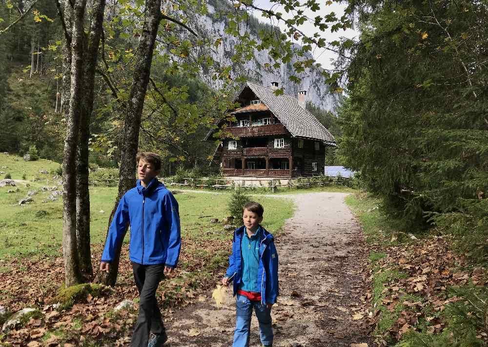 In Gosau wandern mit Kindern - zum hinteren Gosausee 