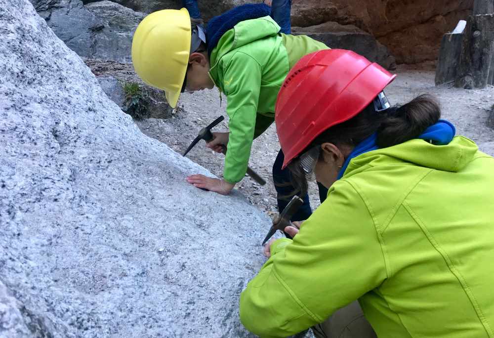 Granatium - So machen wir uns an das Granatsteine schlürfen in Radenthein