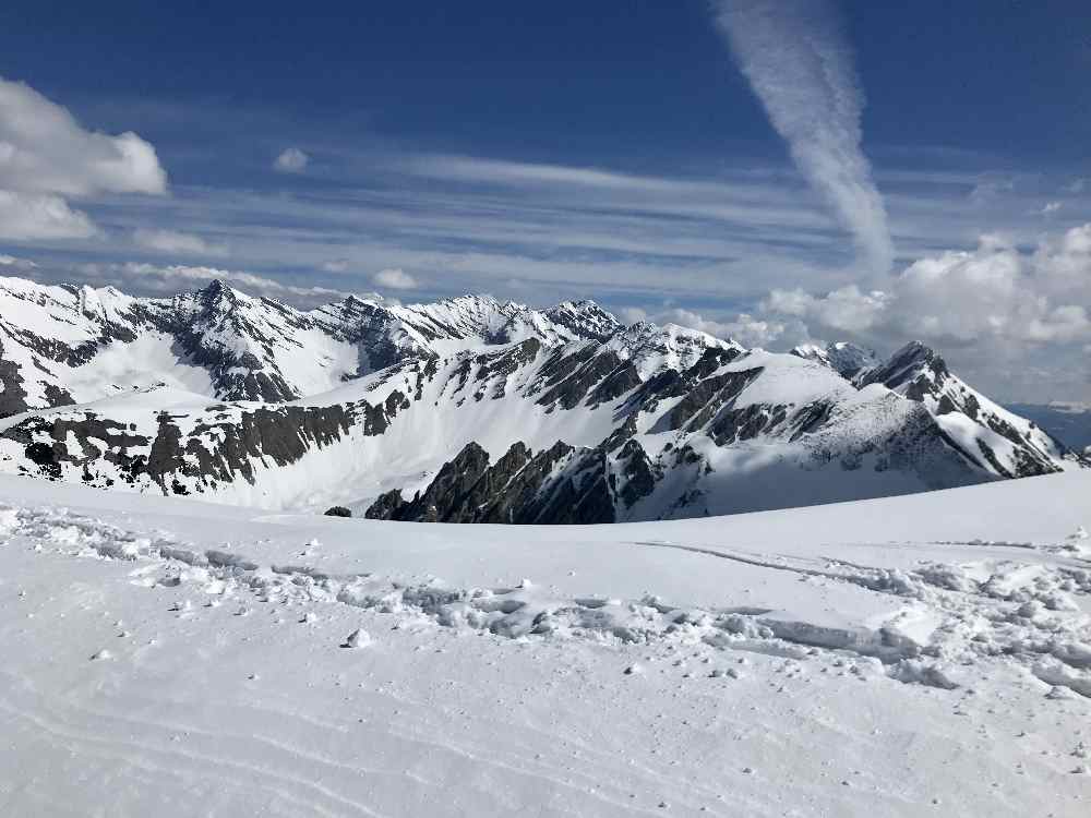 Am Hafelekar ins Karwendel schauen und die Berge bestaunen