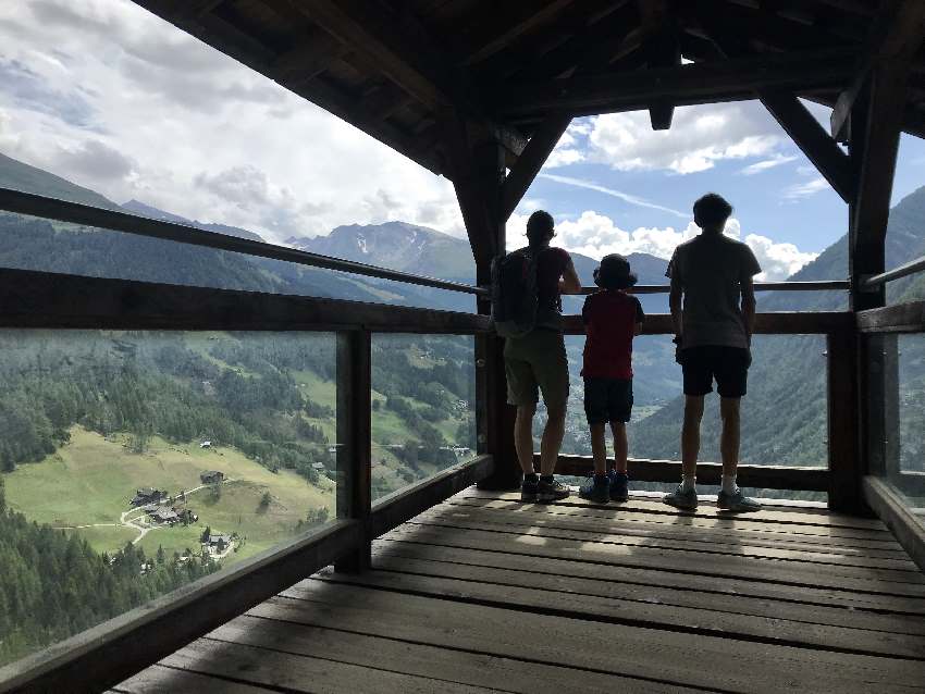 Und das ist die Aussicht auf die Berge der Hohen Tauern