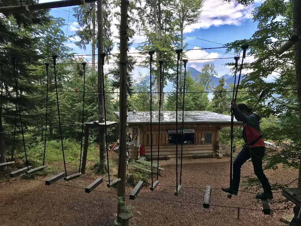 Traumhaft, der Bergblick am Hochseilgarten in Oberaudorf!