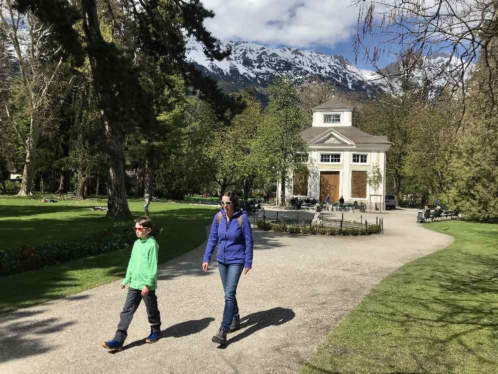 Hofgarten Innsbruck mit Kindern - kleine Wanderung zum Hofgarten Spielplatz