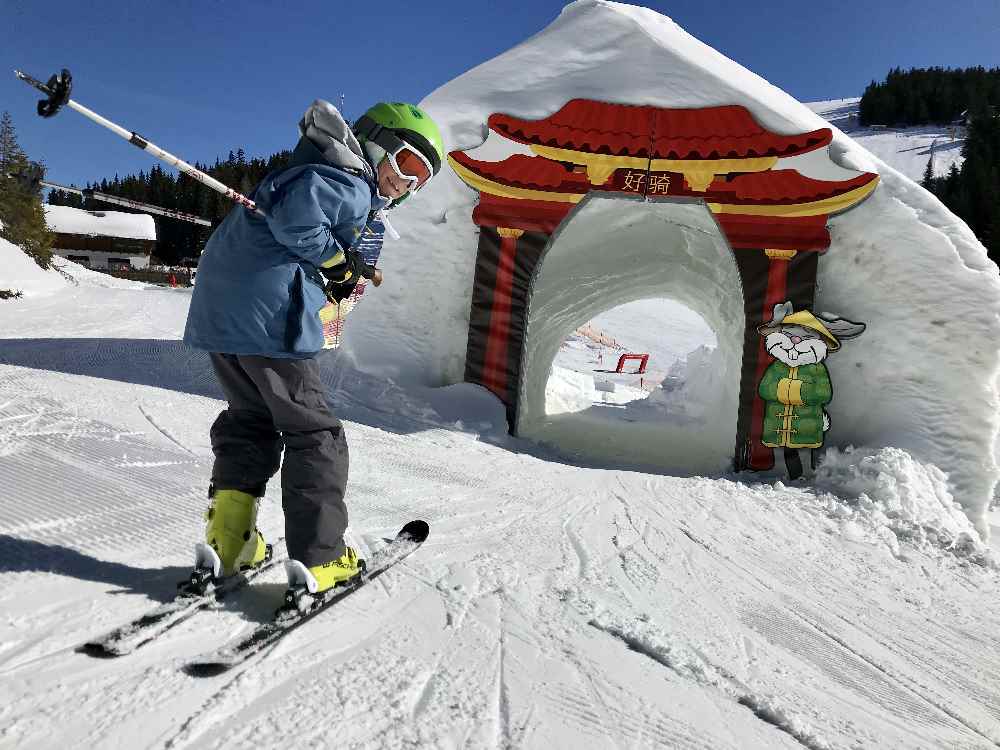 Skigebiet Planai: Im Hopsiland fahren wir hinein in die Chinesische Mauer 