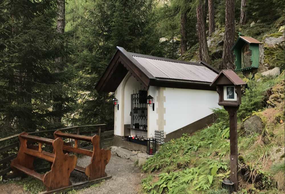 Die Kapelle auf dem Weg zum Lehner Wasserfall