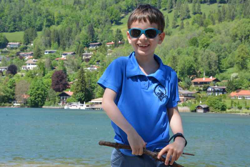 Wir brauchen keinen Spielplatz - der Tegernsee mit dem Wasser ist genug Abenteuer