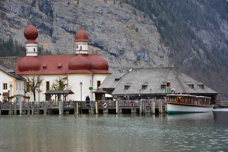 Königssee mit Kindern: Bootsanlegestelle St. Bartholomä