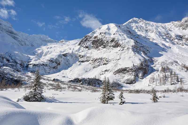 Kolm Saigurn im Winter - die Größe der Berge kann man nicht in einem Bild zeigen.