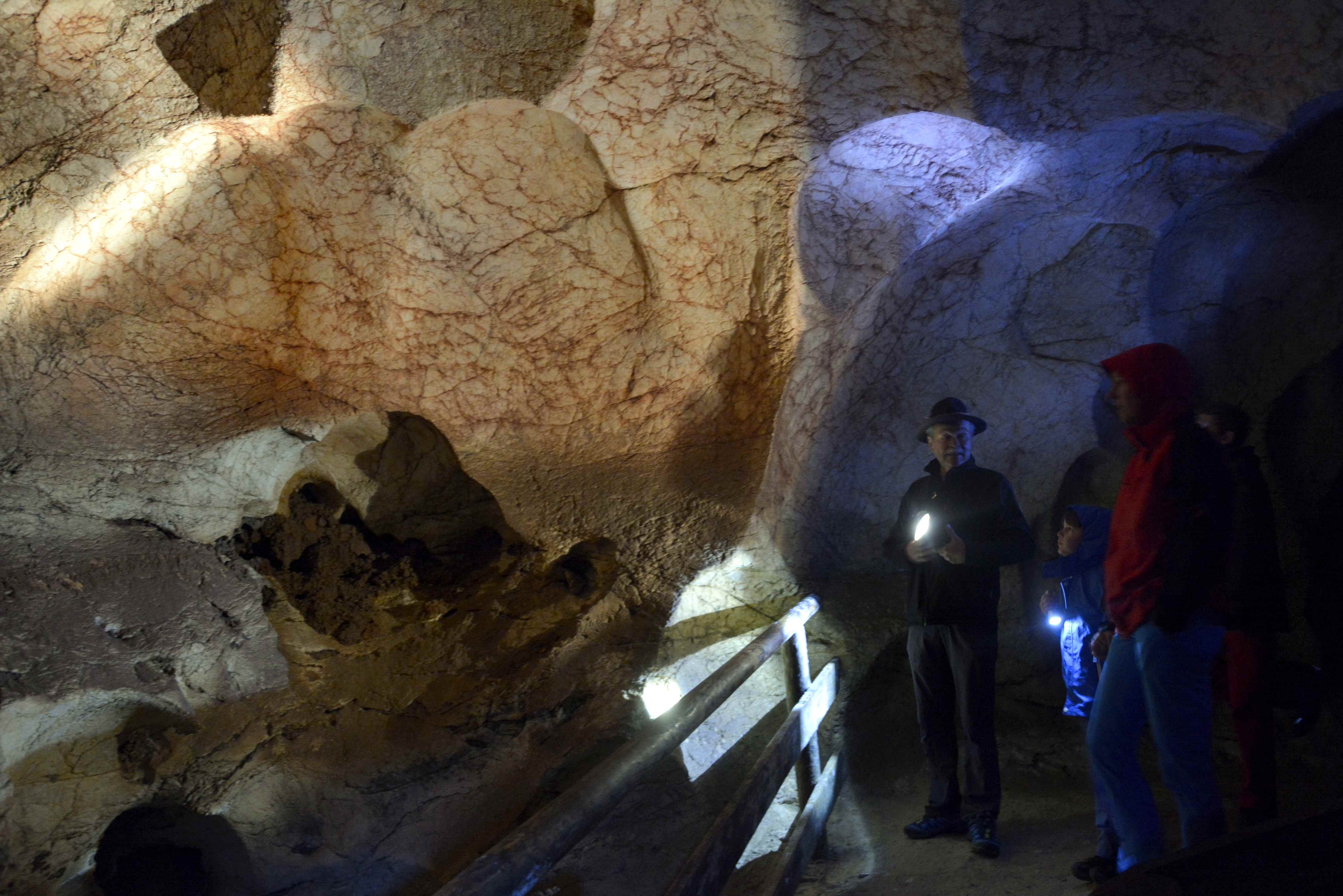 Danach besuchen wir die Kraushöhle - zwei wunderschöne Ausflugsziele an einem Fleck in Gams