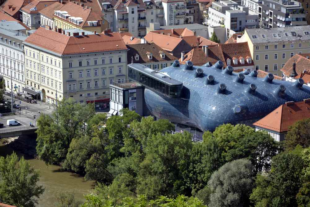 Das besondere Gebäude des Kunstmuseums in Graz