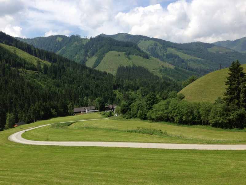 Aus dem Donnersbachtal zur Lärchkaralm in der Steiermark wandern