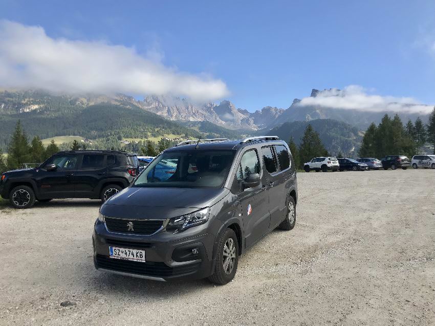 Bis Monte Pana kommst du mit dem Auto, dort ist der Parkplatz