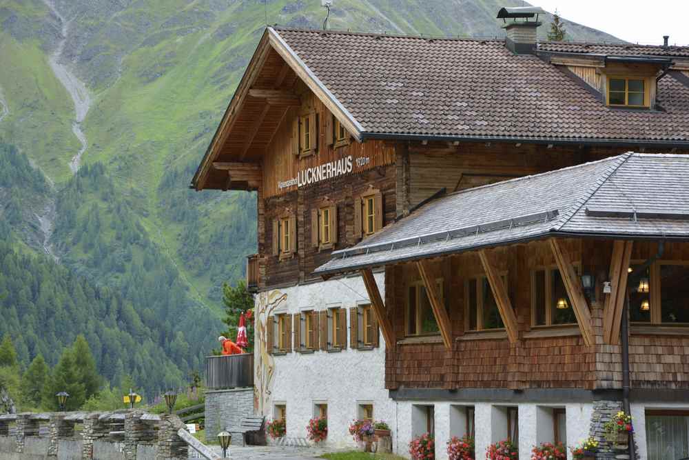 Beim Lucknerhaus geht´s los zum Wandern mit Kindern in Osttirol 