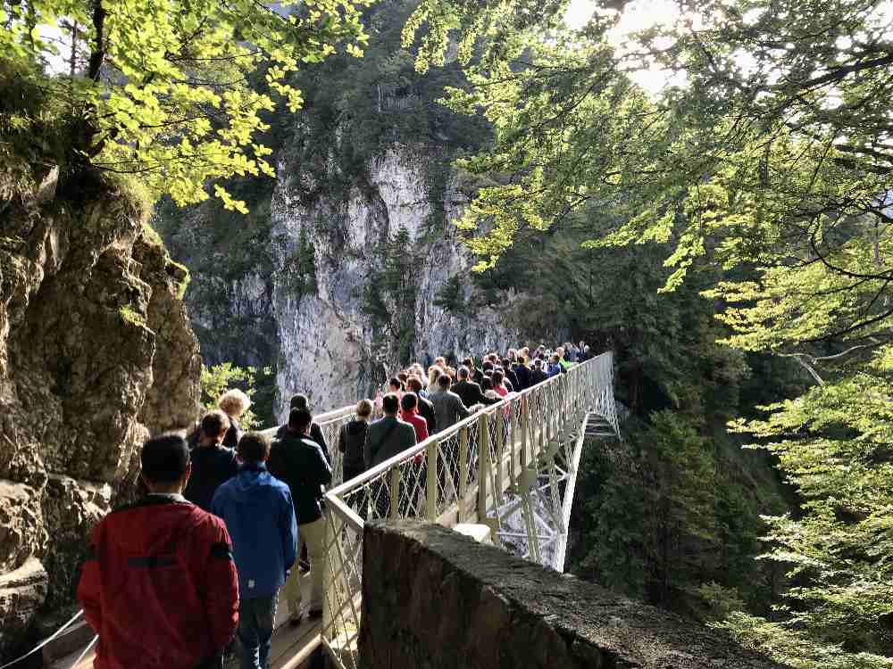 Bis zur Marienbrücke geht es mit dem Kinderwagen