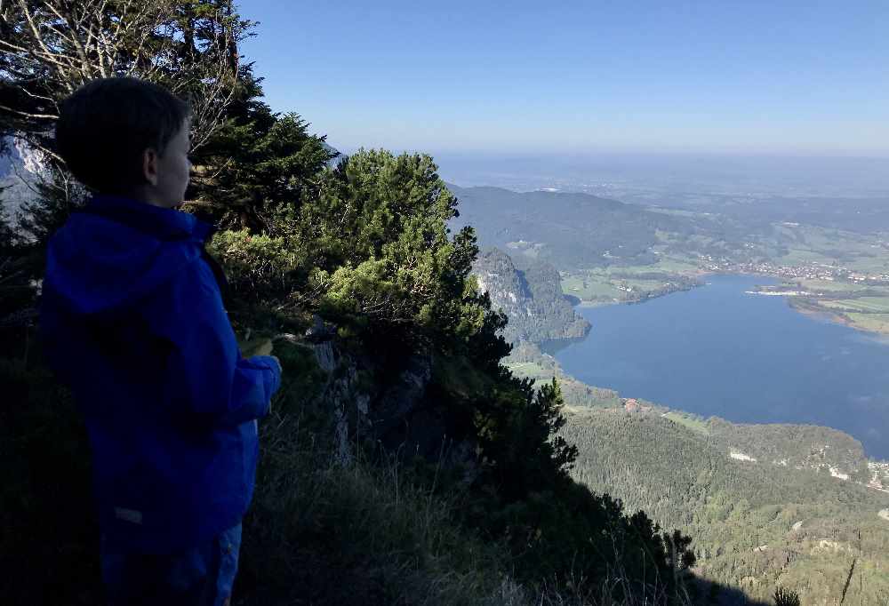 ... jetzt ist er ganz weg! Ein schöner Blick beim Jochberg Aufstieg zum Kochelsee