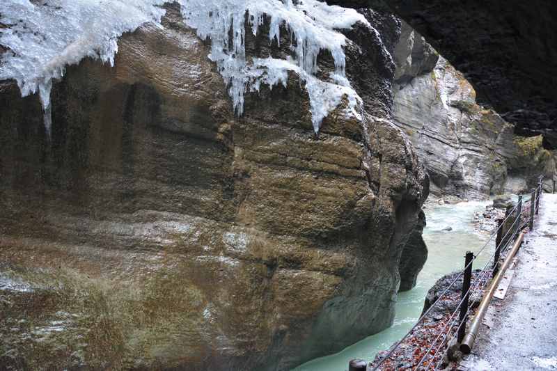 Winterwandern Bayern in der Partnachklamm