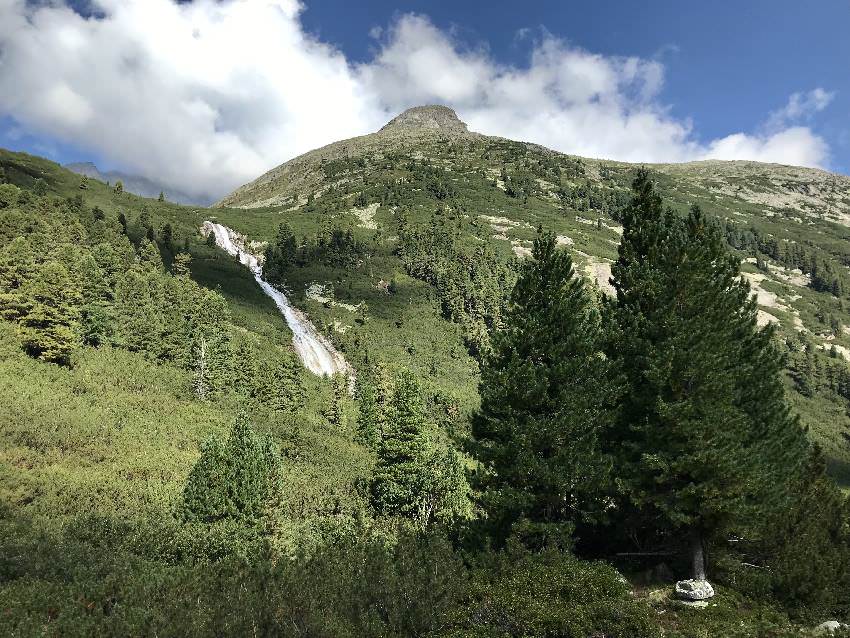 Einer der großen Wasserfälle auf unserer Pfitscher Joch Wanderung