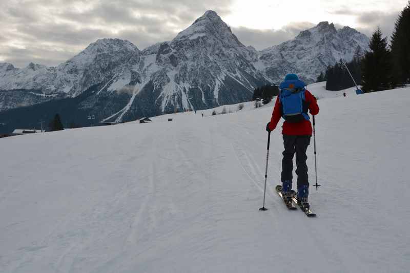 Skitour Grubigstein: Skitour mit Kindern an der Zugspitze 