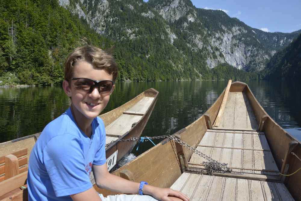 Drei Seen Tour: Unsere Fahrt mit der Plätte über den Toplitzsee im Salzkammergut 