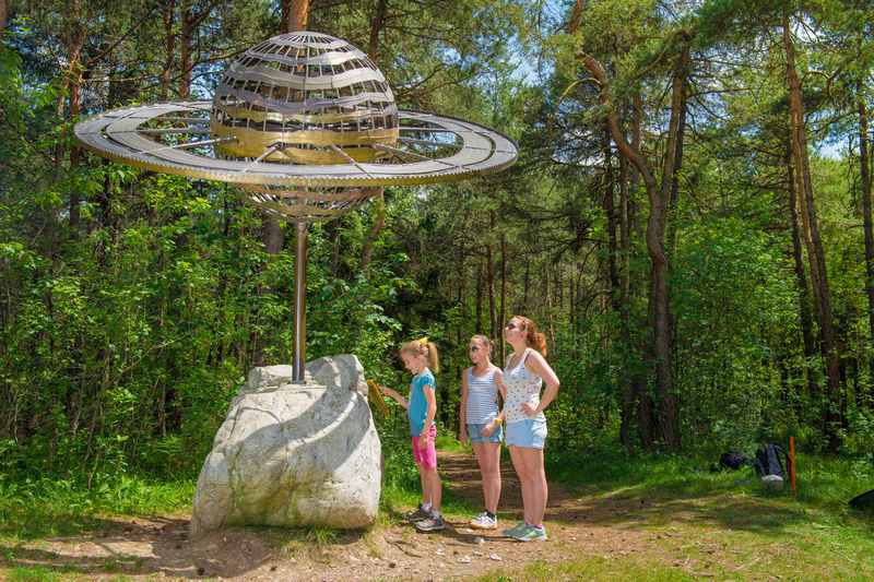 Am Planetenweg wandern mit Kindern in Terfens, Foto: Martin Jaud