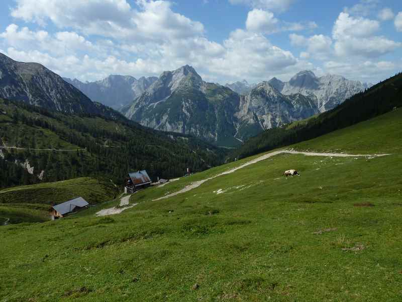 Die Plumsjochhütte am Achensee im Karwendel