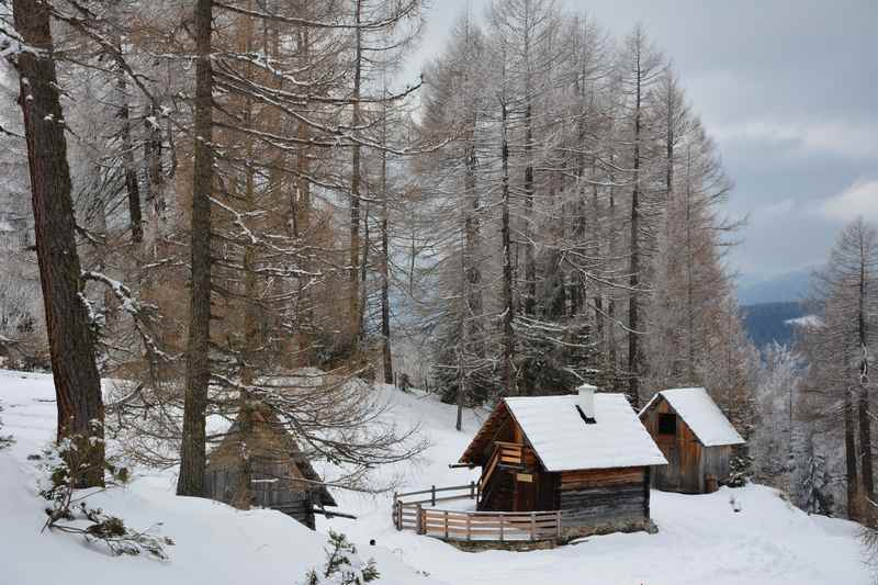 Wunderschöne Hütten auf der Rodelbahn: Die Prodingerhütte im Salzburger Lungau 