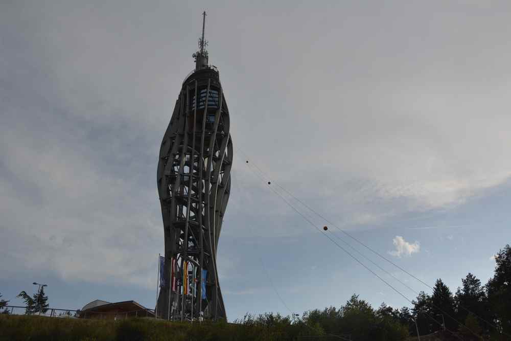 Da wollen wir hinauf: Auf den Pyramidenkogel mit Kindern