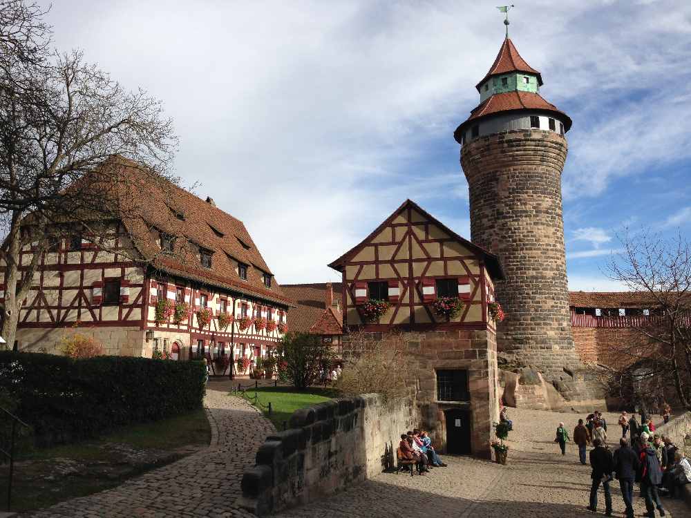 Geht auch bei Regen und Schlechtwetter - Ausflug auf die Burg in Nürnberg mit Kindern