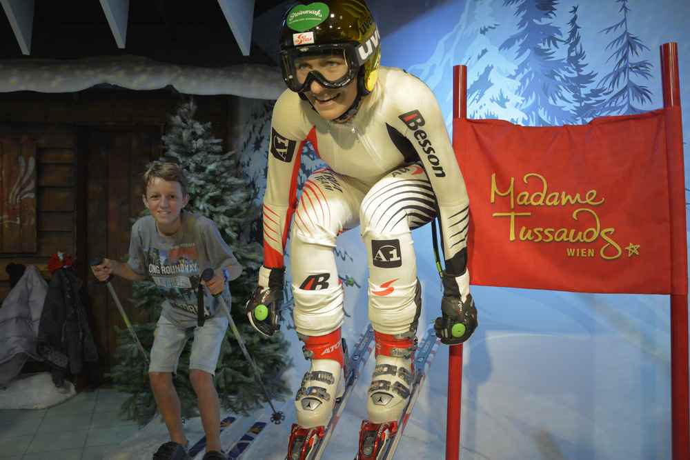 Das ist wirklich cool: Zusammen mit Renate Götschl auf der Skiabfahrt