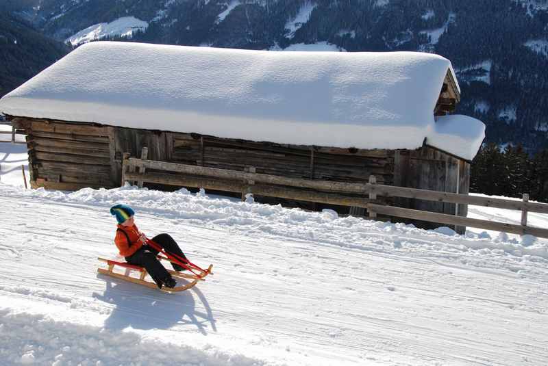 Unser Großer voll in Fahrt im Winterurlaub mit Kindern