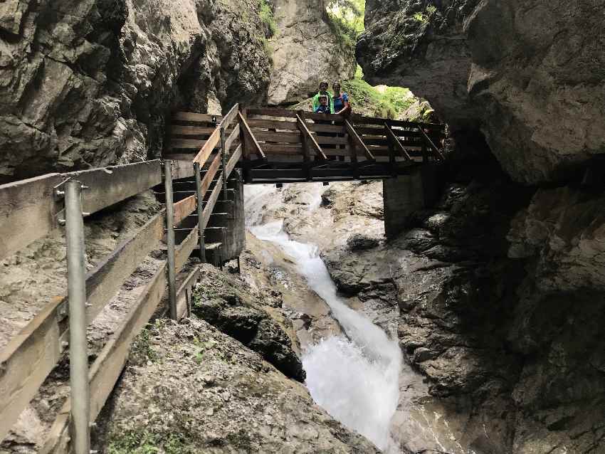 Durch die Rosengartenschlucht Imst wandern mit Kindern