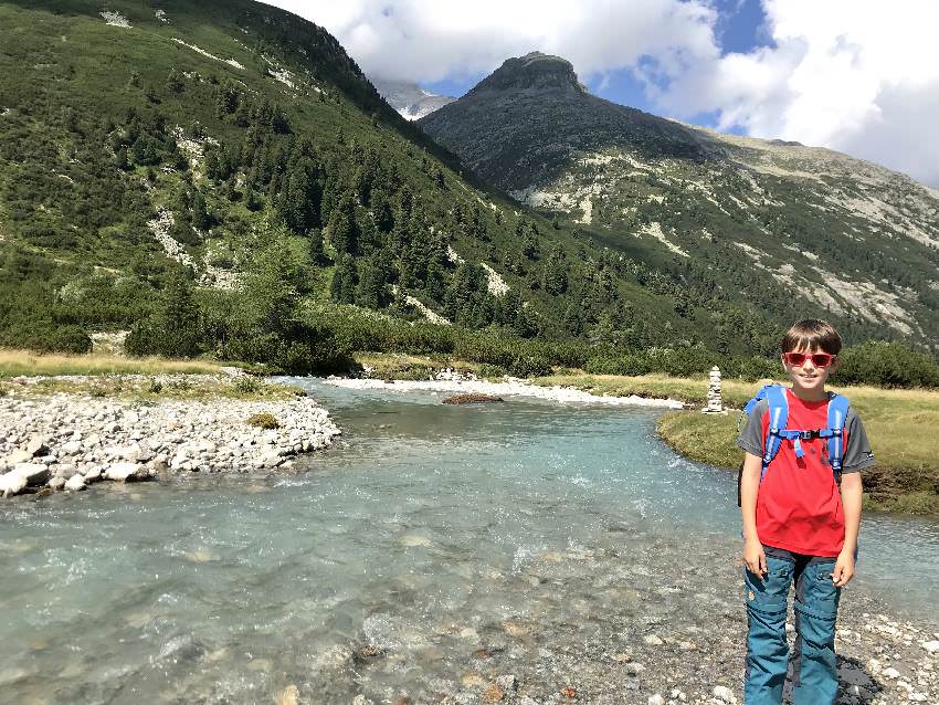 In den Zillertaler Alpen wandern mit Kindern
